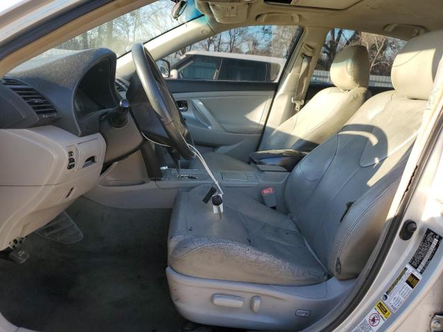 4T1BF3EK2BU653634 - 2011 TOYOTA CAMRY BASE SILVER photo 13