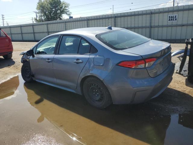 5YFEPMAE4NP278898 - 2022 TOYOTA COROLLA LE BLUE photo 2