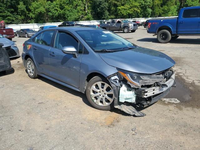 5YFEPMAE4NP278898 - 2022 TOYOTA COROLLA LE BLUE photo 4