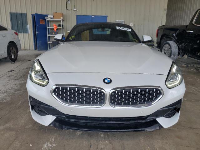 WBAHF3C08NWX39696 - 2022 BMW Z4 SDRIVE30I WHITE photo 5