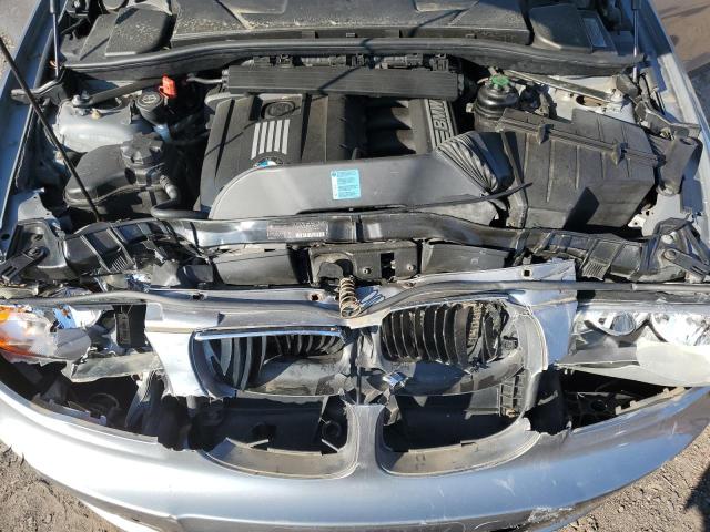 WBAUP73559VK75194 - 2009 BMW 128 I GRAY photo 11