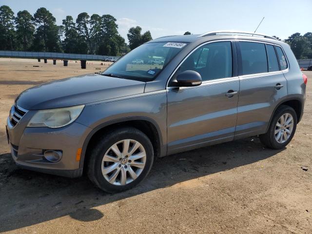 2009 VOLKSWAGEN TIGUAN S, 