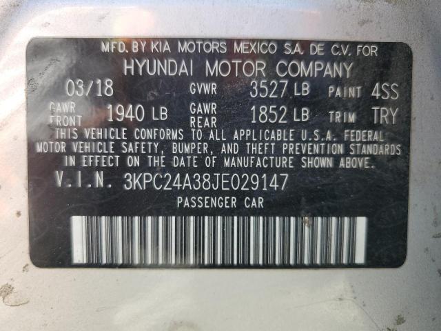 3KPC24A38JE029147 - 2018 HYUNDAI ACCENT SE Gümüş foto 12