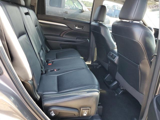 5TDJKRFH3ES068832 - 2014 TOYOTA HIGHLANDER XLE GRAY photo 11