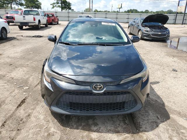 5YFEPRAE6LP056695 - 2020 TOYOTA COROLLA LE შავი ფოტო 5