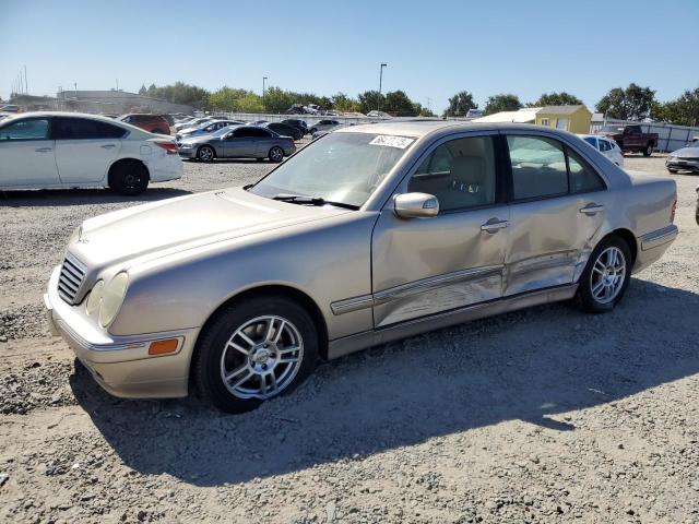 2000 MERCEDES-BENZ E 320, null