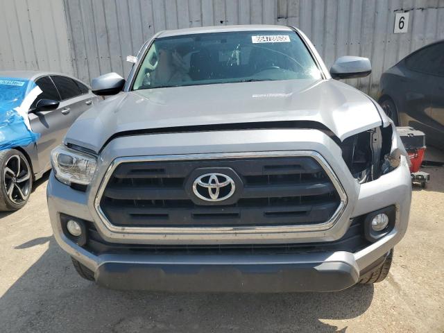 5TFAZ5CN9GX012289 - 2016 TOYOTA TACOMA DOUBLE CAB SILVER photo 5