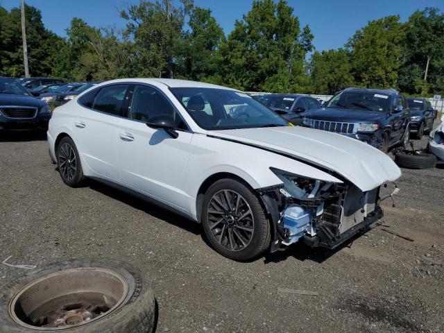 5NPEJ4J29LH044130 - 2020 HYUNDAI SONATA SEL PLUS WHITE photo 4