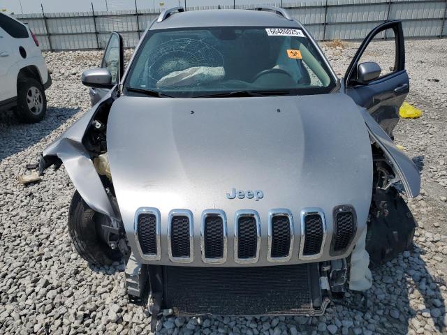 1C4PJMCS6FW648030 - 2015 JEEP CHEROKEE LATITUDE SILVER photo 5