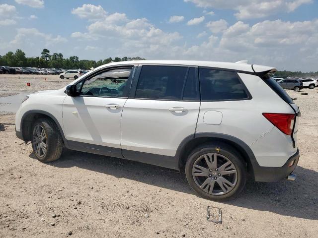 5FNYF7H54MB002917 - 2021 HONDA PASSPORT EXL WHITE photo 2