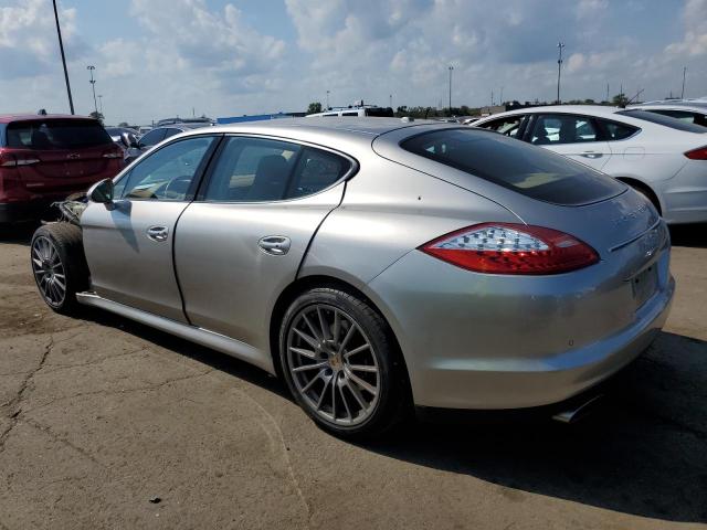 WP0AA2A7XDL013934 - 2013 PORSCHE PANAMERA 2 SILVER photo 2