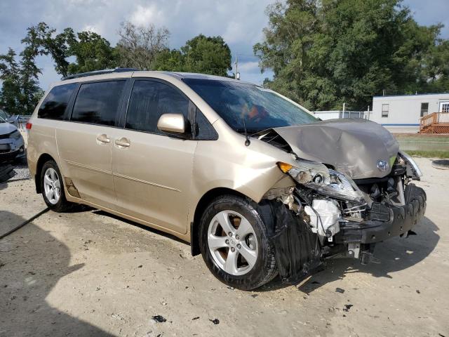 5TDKK3DC4DS292974 - 2013 TOYOTA SIENNA LE TAN photo 4