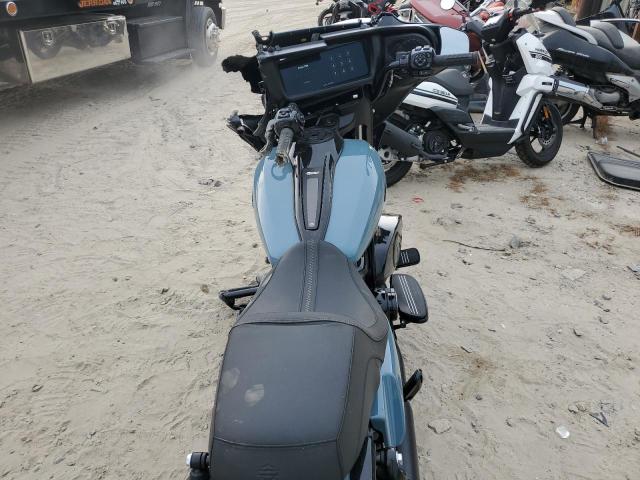 1HD1KB71XRB623893 - 2024 HARLEY-DAVIDSON FLHX Gri fotoğraf 6