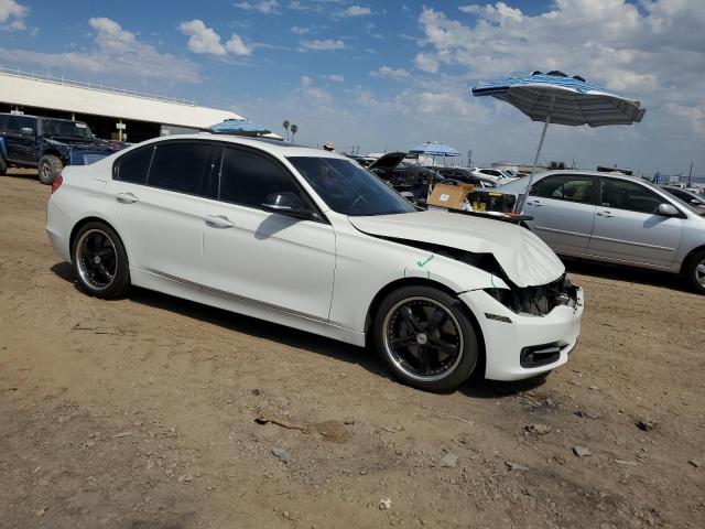 WBA3A9G50DNP35843 - 2013 BMW 335 I WHITE photo 4