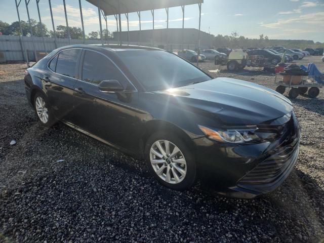 JTNB11HK7J3030495 - 2018 TOYOTA CAMRY L BLACK photo 4