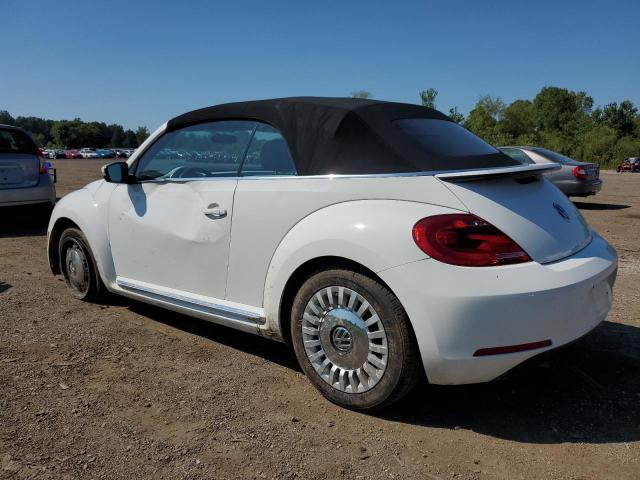 3VW5X7AT2DM816839 - 2013 VOLKSWAGEN BEETLE WHITE photo 2