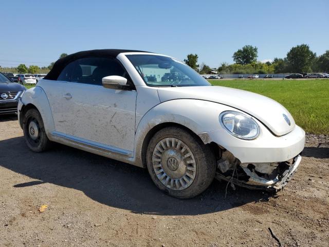 3VW5X7AT2DM816839 - 2013 VOLKSWAGEN BEETLE WHITE photo 4