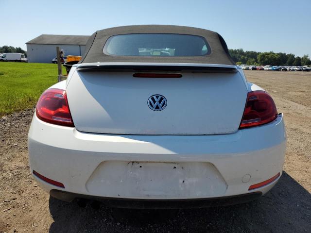 3VW5X7AT2DM816839 - 2013 VOLKSWAGEN BEETLE WHITE photo 6