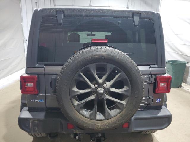 1C4JJXP61MW720916 - 2021 JEEP WRANGLER U SAHARA 4XE GRAY photo 6