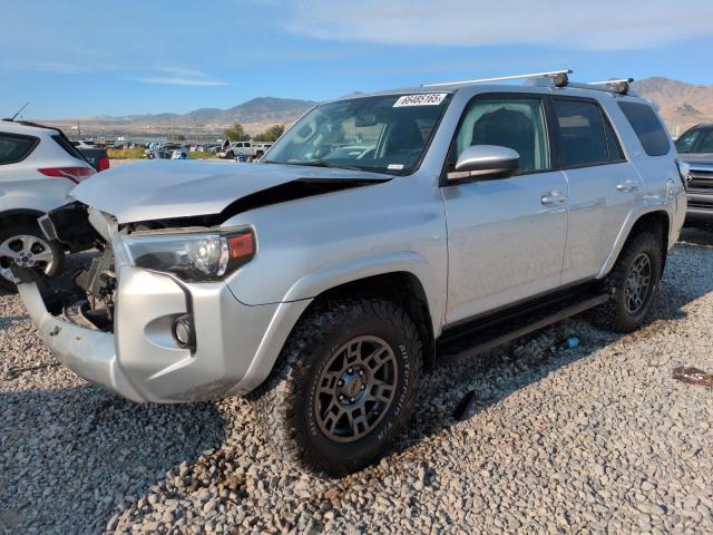 JTEBU5JR3J5489095 - 2018 TOYOTA 4RUNNER SR5/SR5 PREMIUM SILVER photo 1