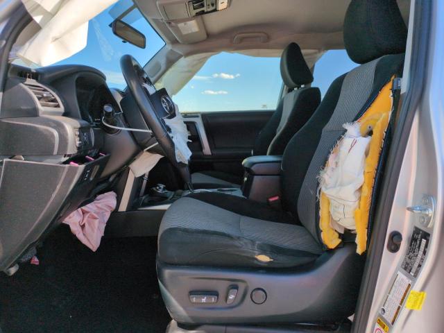 JTEBU5JR3J5489095 - 2018 TOYOTA 4RUNNER SR5/SR5 PREMIUM SILVER photo 7