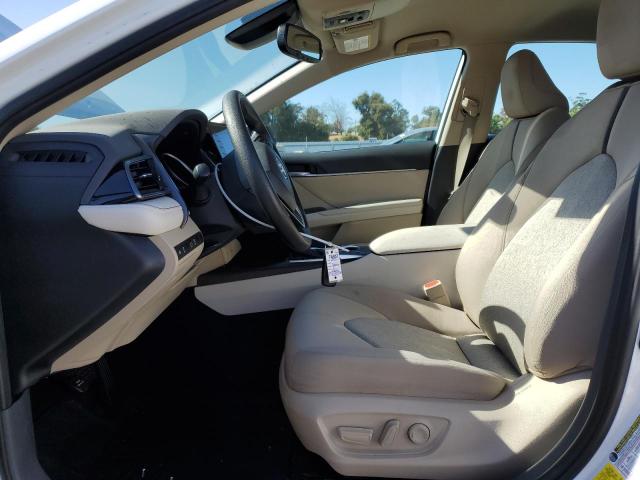 4T1R11AK3PU794534 - 2023 TOYOTA CAMRY LE WHITE photo 7