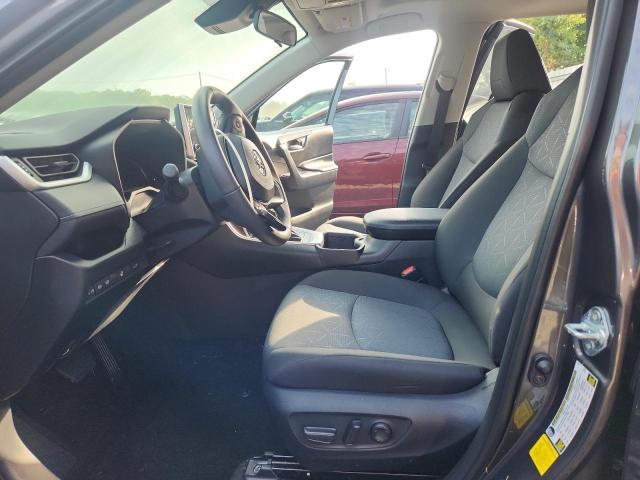 2T3P1RFV7RC479420 - 2024 TOYOTA RAV4 XLE GRAY photo 7