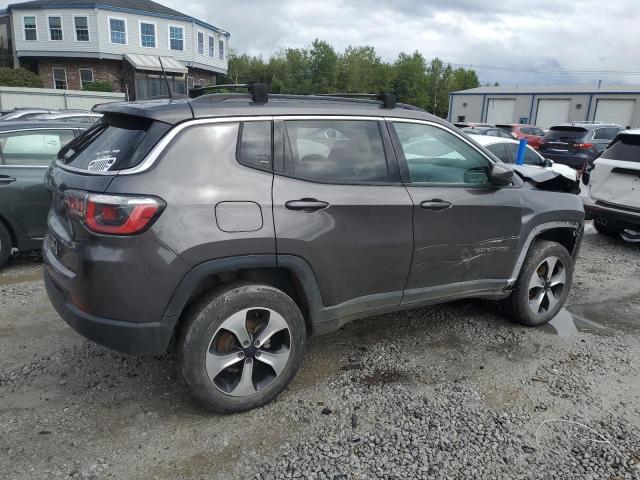 3C4NJDBB5HT597430 - 2017 JEEP COMPASS LATITUDE GRAY photo 3