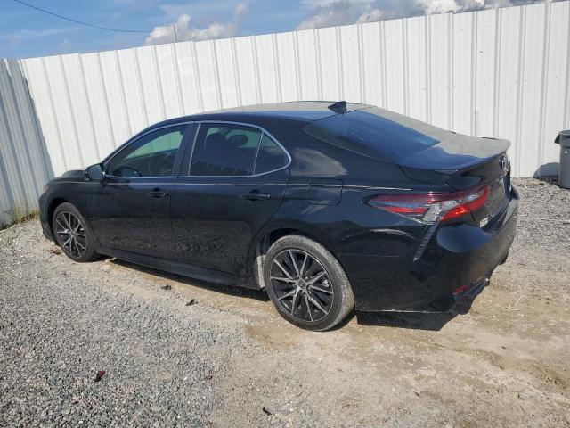 4T1G11AK5RU242107 - 2024 TOYOTA CAMRY SE NIGHT SHADE BLACK photo 2