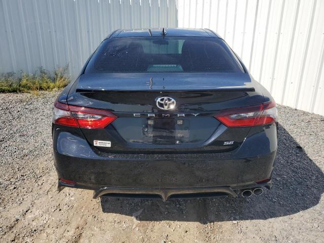 4T1G11AK5RU242107 - 2024 TOYOTA CAMRY SE NIGHT SHADE BLACK photo 6