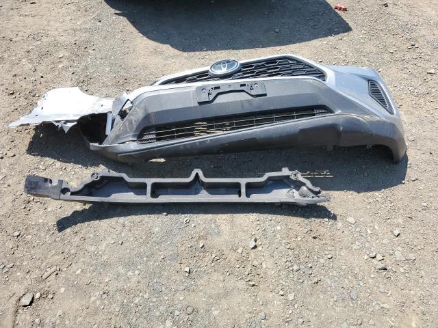 JTMG1RFV2KJ006656 - 2019 TOYOTA RAV4 LE Gümüş foto 13