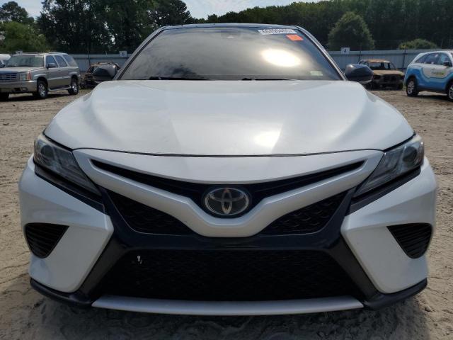 4T1B61HK4KU281245 - 2019 TOYOTA CAMRY XSE 双色 照片 5