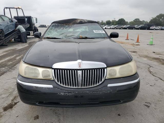 1LNHM81W0YY873653 - 2000 LINCOLN TOWN CAR EXECUTIVE BLACK photo 5