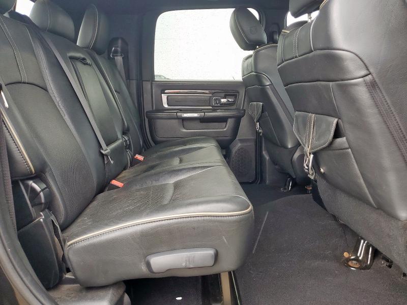 3C6UR5PL0HG693686 - 2017 RAM 2500 LONGHORN 黑色 照片 10