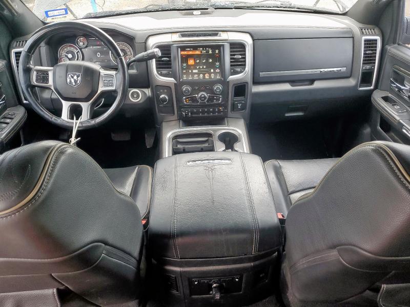 3C6UR5PL0HG693686 - 2017 RAM 2500 LONGHORN 黑色 照片 8