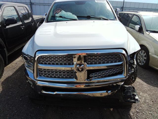 3C6UR5FL8GG369367 - 2016 RAM 2500 LARAMIE WHITE photo 5