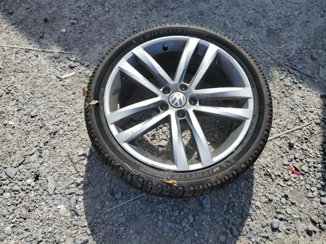 1VWDT7A32HC052201 - 2017 VOLKSWAGEN PASSAT R-LINE ნაცრისფერი ფოტო 12