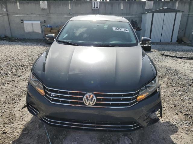 1VWDT7A32HC052201 - 2017 VOLKSWAGEN PASSAT R-LINE ნაცრისფერი ფოტო 5