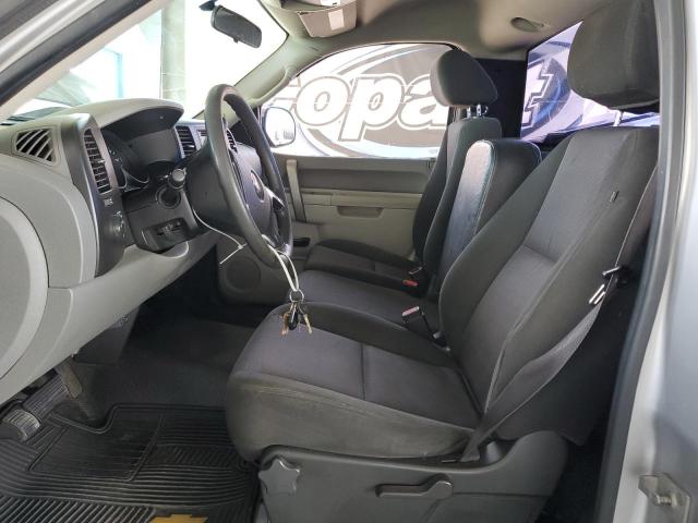 1GCPCPE06AZ202636 - 2010 CHEVROLET SILVERADO C1500 ვერცხლისფერი ფოტო 7
