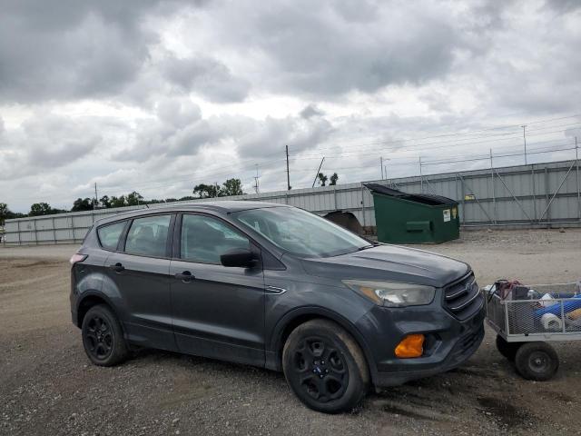 1FMCU0F71JUA60476 - 2018 FORD ESCAPE S GRAY photo 4