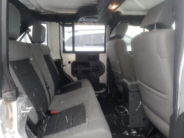 1J4BA3H18AL151876 - 2010 JEEP WRANGLER U SPORT Silber Foto 6