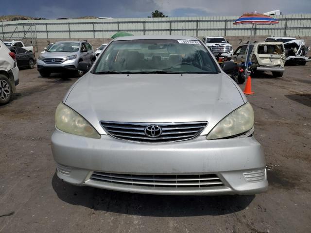 4T1BE32K55U985708 - 2005 TOYOTA CAMRY LE SILVER photo 5