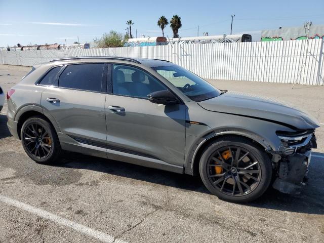 WA1VABGE1NB009277 - 2022 AUDI E-TRON CHRONOS GRAY photo 4