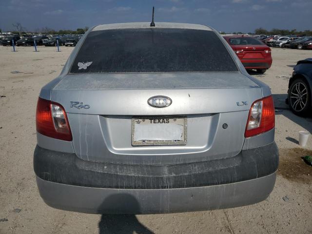 KNADE123286379380 - 2008 KIA RIO BASE SILVER photo 6