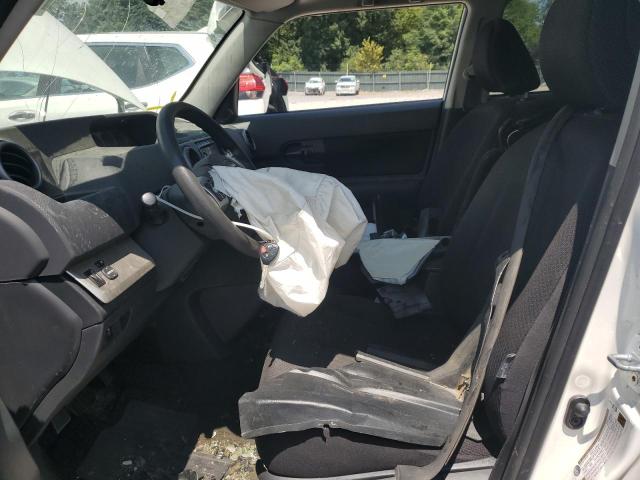 JTLKE50E281054283 - 2008 TOYOTA SCION XB WHITE photo 7