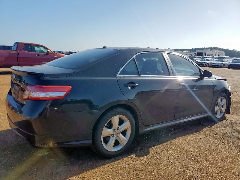 4T1BF3EK0BU746765 - 2011 TOYOTA CAMRY BASE Սև լուսանկար 3