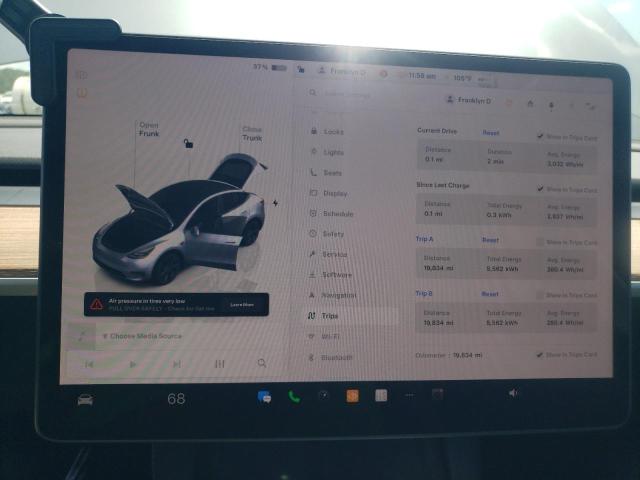 7SAYGDEE6RA328998 - 2024 TESLA MODEL Y Сірий фото 9