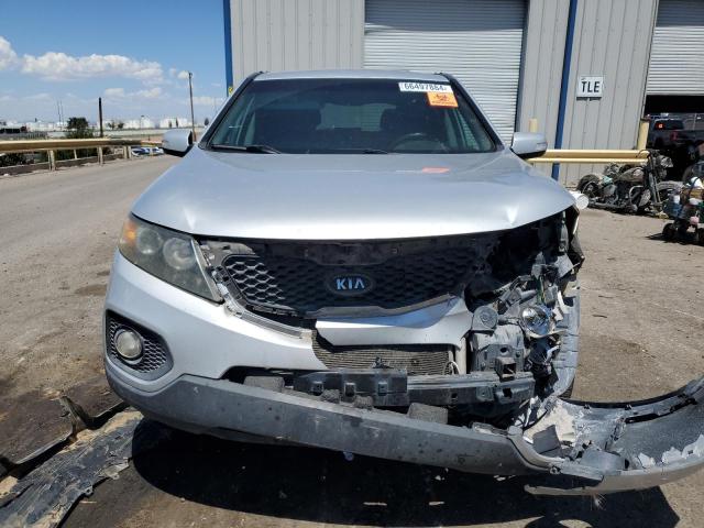 5XYKT3A13BG004470 - 2011 KIA SORENTO BASE SILVER photo 5