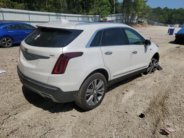 1GYKNCRSXNZ163378 - 2022 CADILLAC XT5 PREMIUM LUXURY WHITE photo 3