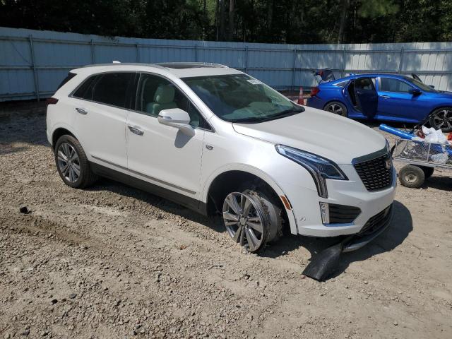 1GYKNCRSXNZ163378 - 2022 CADILLAC XT5 PREMIUM LUXURY WHITE photo 4